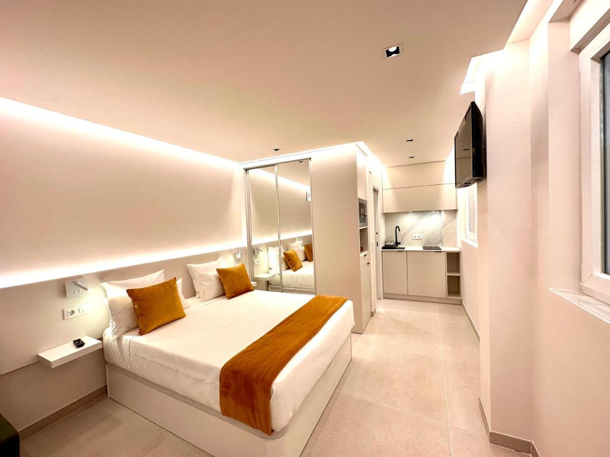 Suite Ron In Marina 2 People Puerto Deportivo Бенальмадена Екстер'єр фото